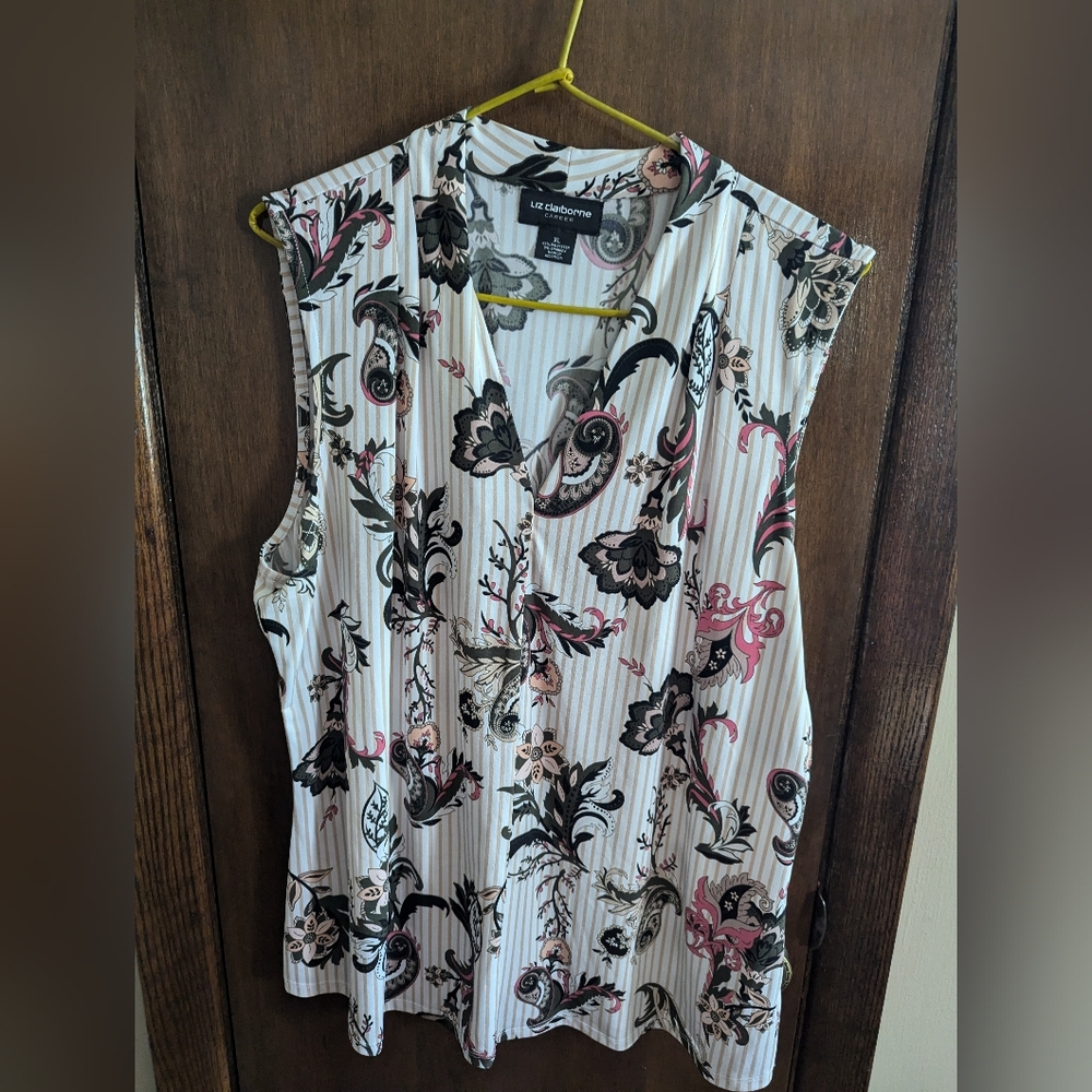 Women's Liz Claiborne sleeveless top Size XL